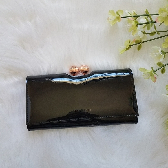 Ted Baker Clutch Wallet - Picture 1 of 8